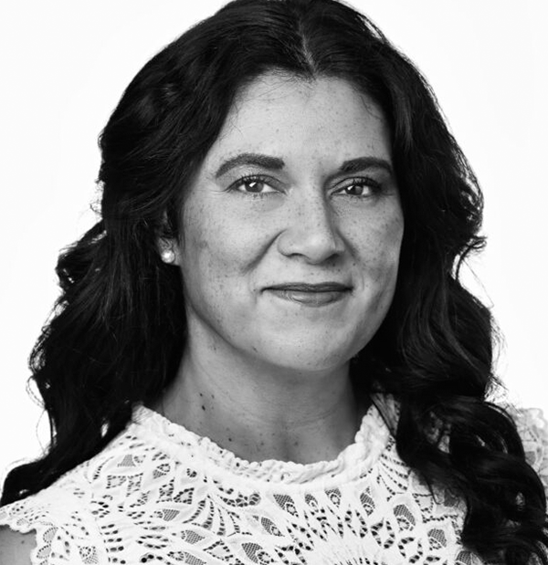 2021_1202-Thomas-Rozman_38279_bw-600×619