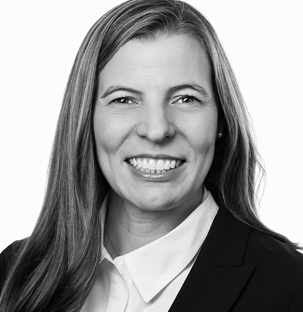 2021_1202-Thomas-Rozman_38279_bw-600×619